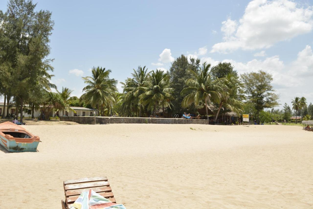 Hotel Coral Bay Trincomalee Exterior foto
