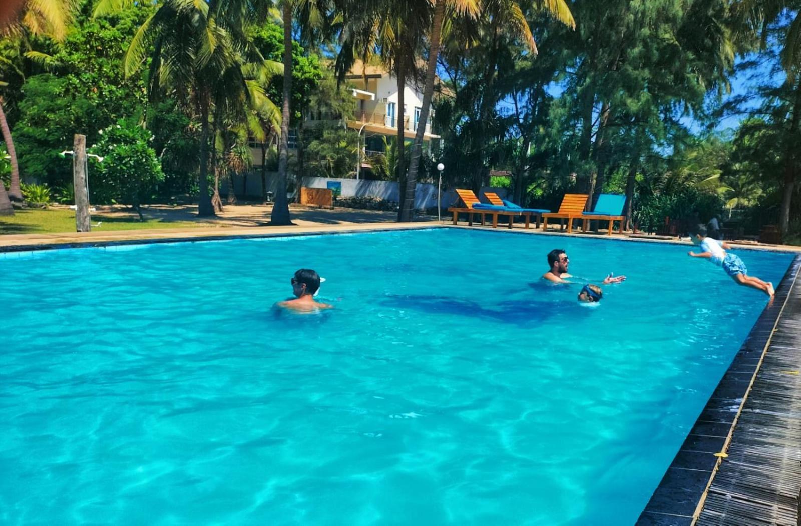 Hotel Coral Bay Trincomalee Exterior foto